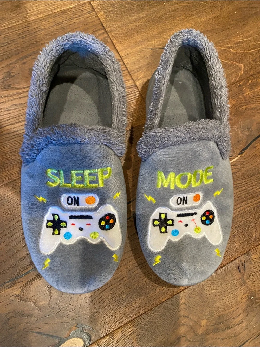 Sleep Mode Gamer Slippers - Gray with Neon Accents